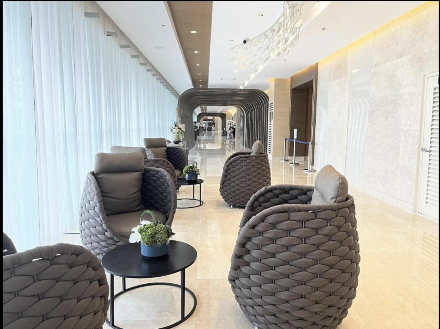 Moa Pasay, Shore 3 Residences - Modern Luxury Condo Manila Exterior photo